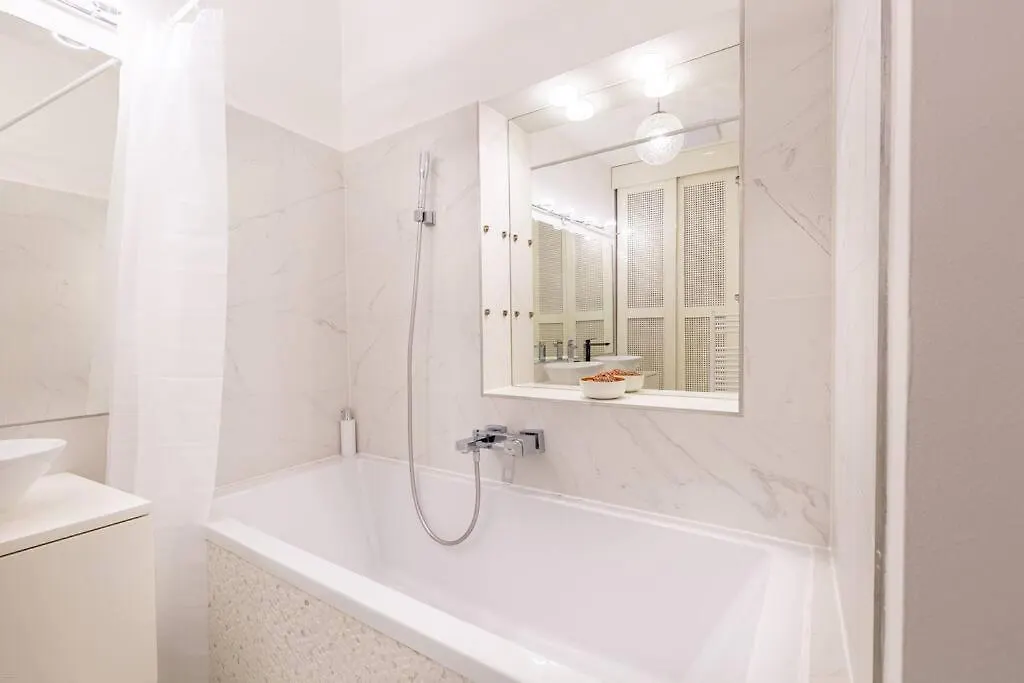 公寓 Quaint And Cozy 2-Br Home In The City Center 布达佩斯